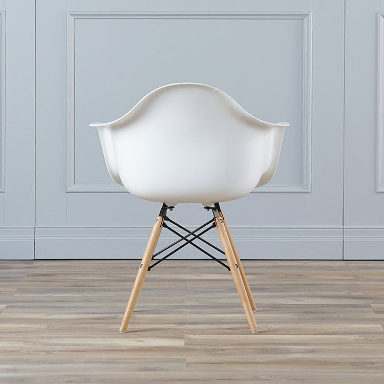 plastic dining chairs